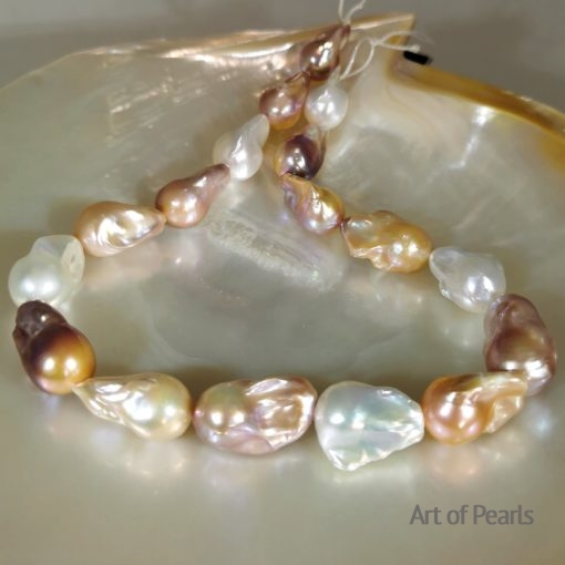 collier baroques FWP