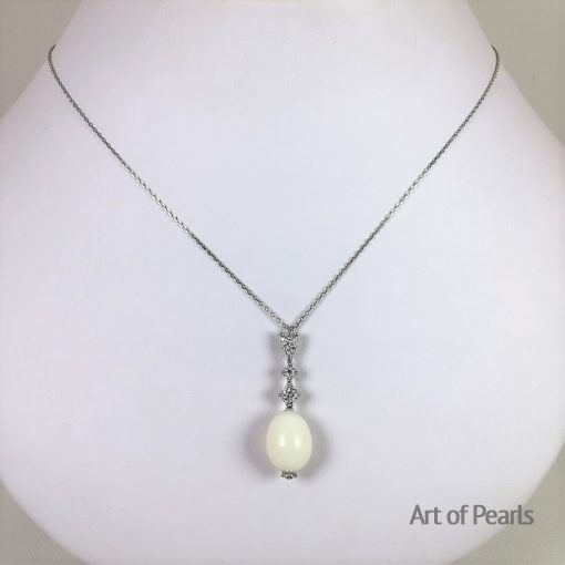 Natural pearl Clam diamonds