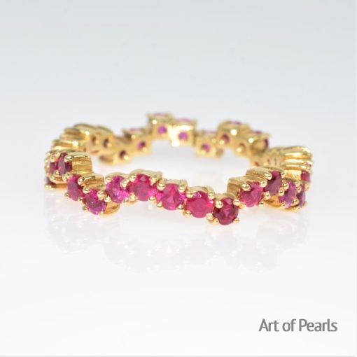 18K Gold ring fuschia sapphires