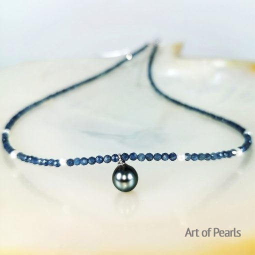 Stones & Pearls collection