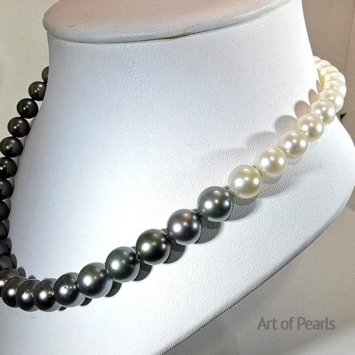 black and white collier de perles