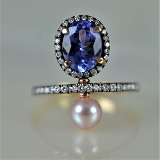 bague OR750 Tanzanite ovale diamants et Akoya