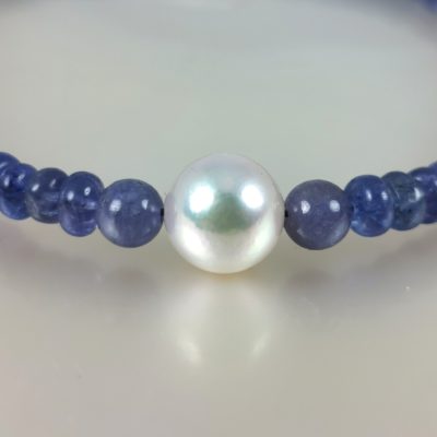 Bracelet Tanzanites et perle Akoya 18K