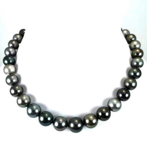 Tahitian pearls necklace WG18K