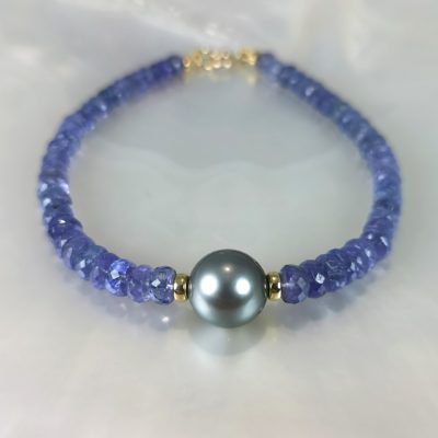 bracelet Tanzanites et perle noire de Tahiti