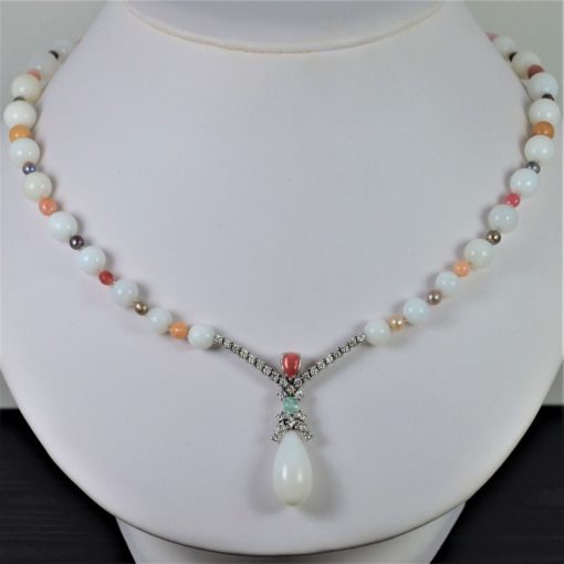 rainbow natural pearls necklace diamonds