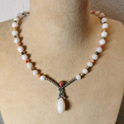 Natural pearls necklace rainbow diamonds and Tourmaline Paraiba 18K gold