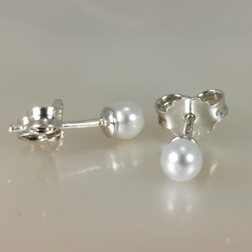 tiny cultured pearls earrings for weddings