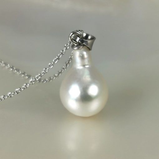 longue perle baroque Southsea