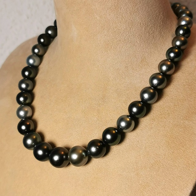 collana di perle nere di Tahiti chiusura argento 925