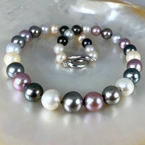 perles multicolores des Mers du sud
