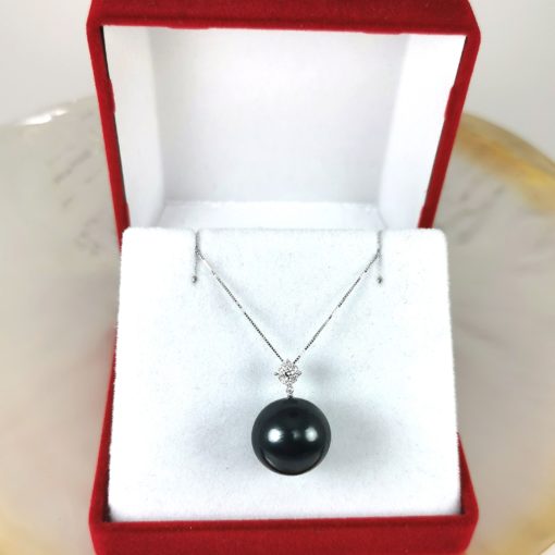 collier or blanc 18K avec magnifique et rare perle noire de Tahiti ronde de 16 mm