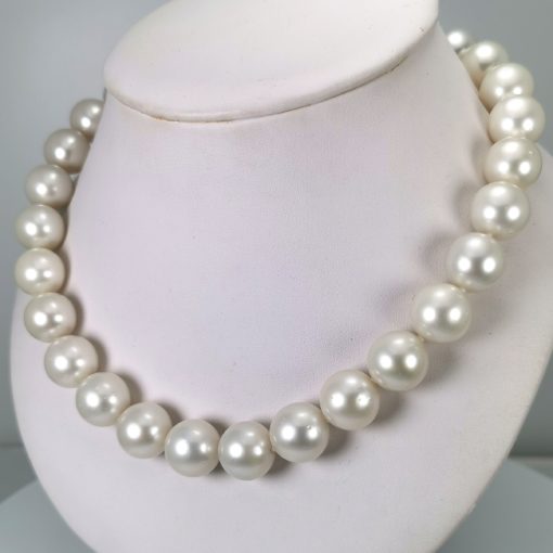 Choker perles blanches des Mers du sud 14x15.5 mm