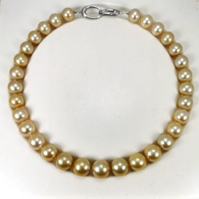 Australian golden Southsea pearls necklace