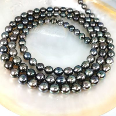 Magnifique long collier 120 cm de perles de culture de Tahiti
