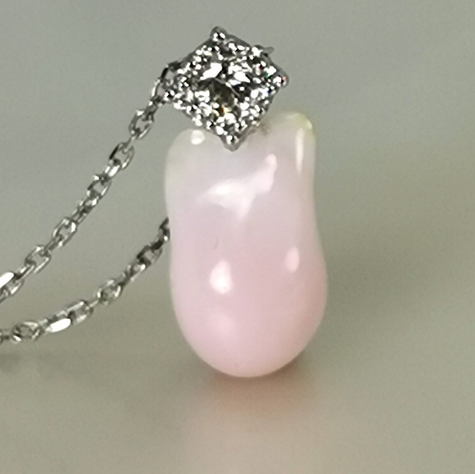 collier OG18K diamants et perle naturelle Conch