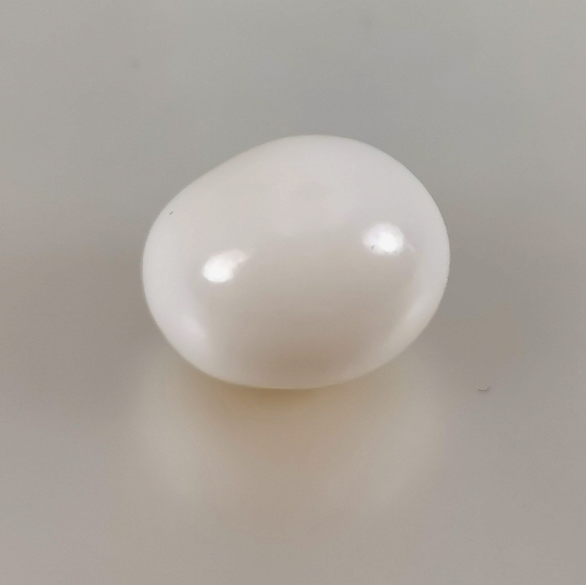 perle fine Cassis ovale drop