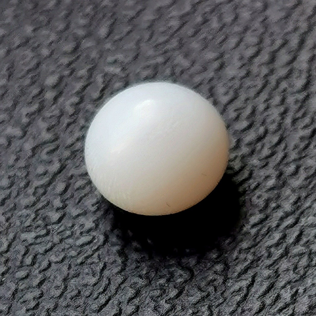 perle fine bouton