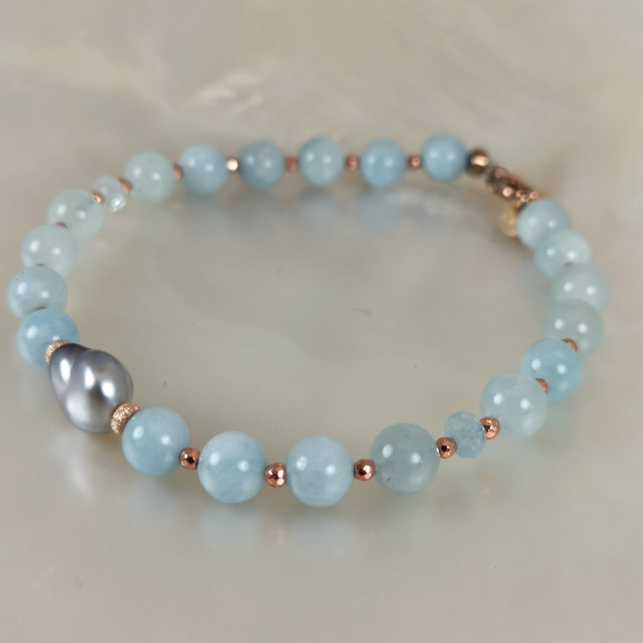 bracciale perla keshi di Tahiti e aquamarine pietre naturali