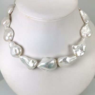 énormes perles de culture d'eau douce baroques collier