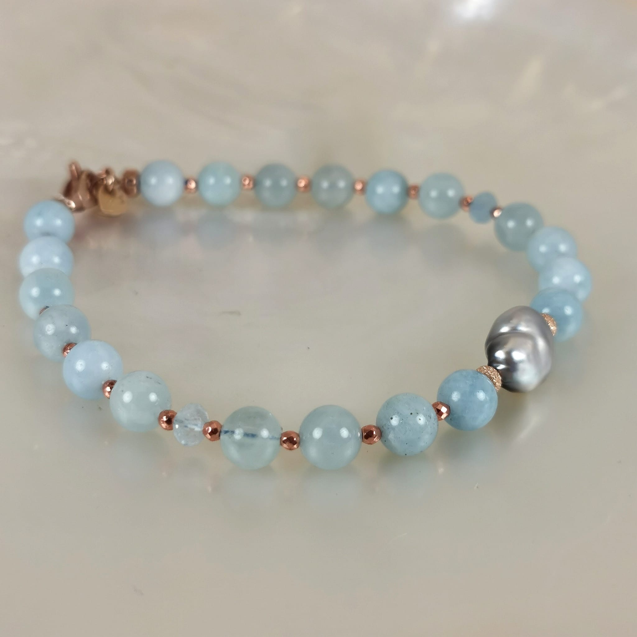 Tahiti Keshi bracelet in 925 Silver with Aquamarines